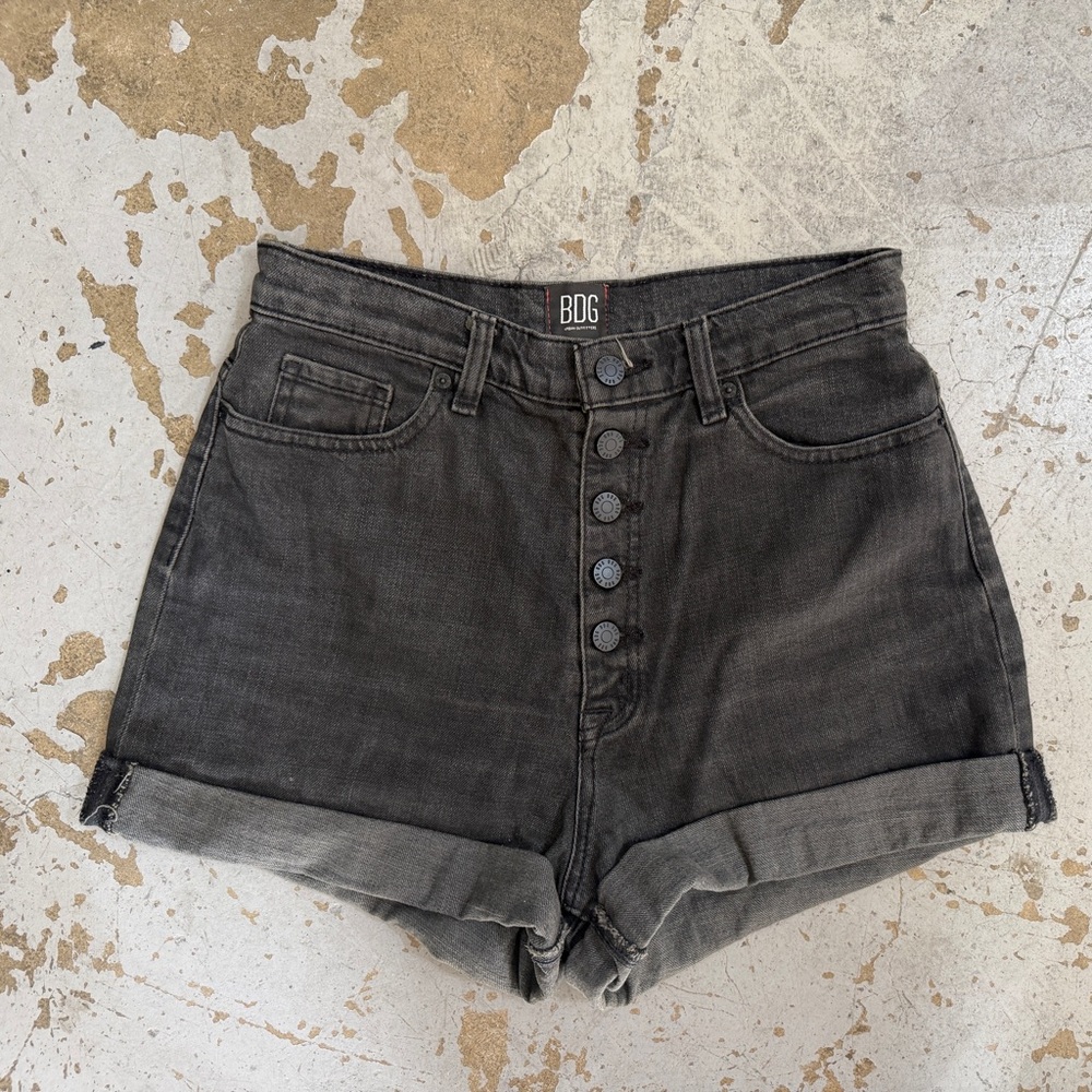 BDG mom high rise shorts